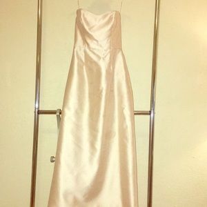 Bridesmaid Alfred Sung dress